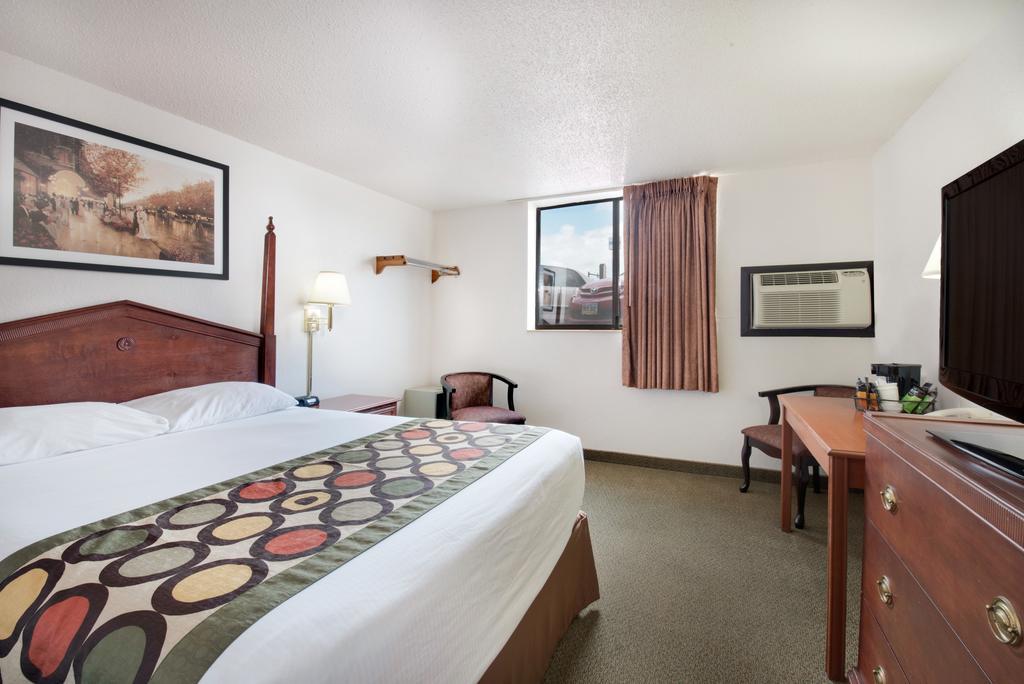 Serena Inn & Suites Of Rapid City Bagian luar foto