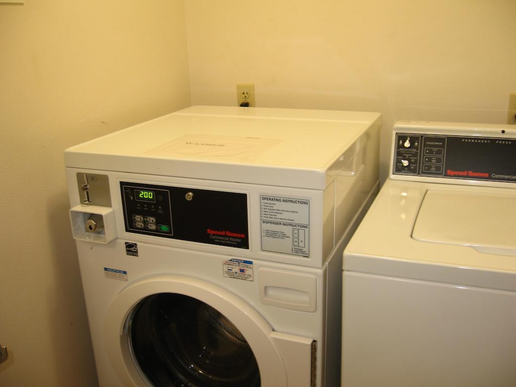 Serena Inn & Suites Of Rapid City Bagian luar foto