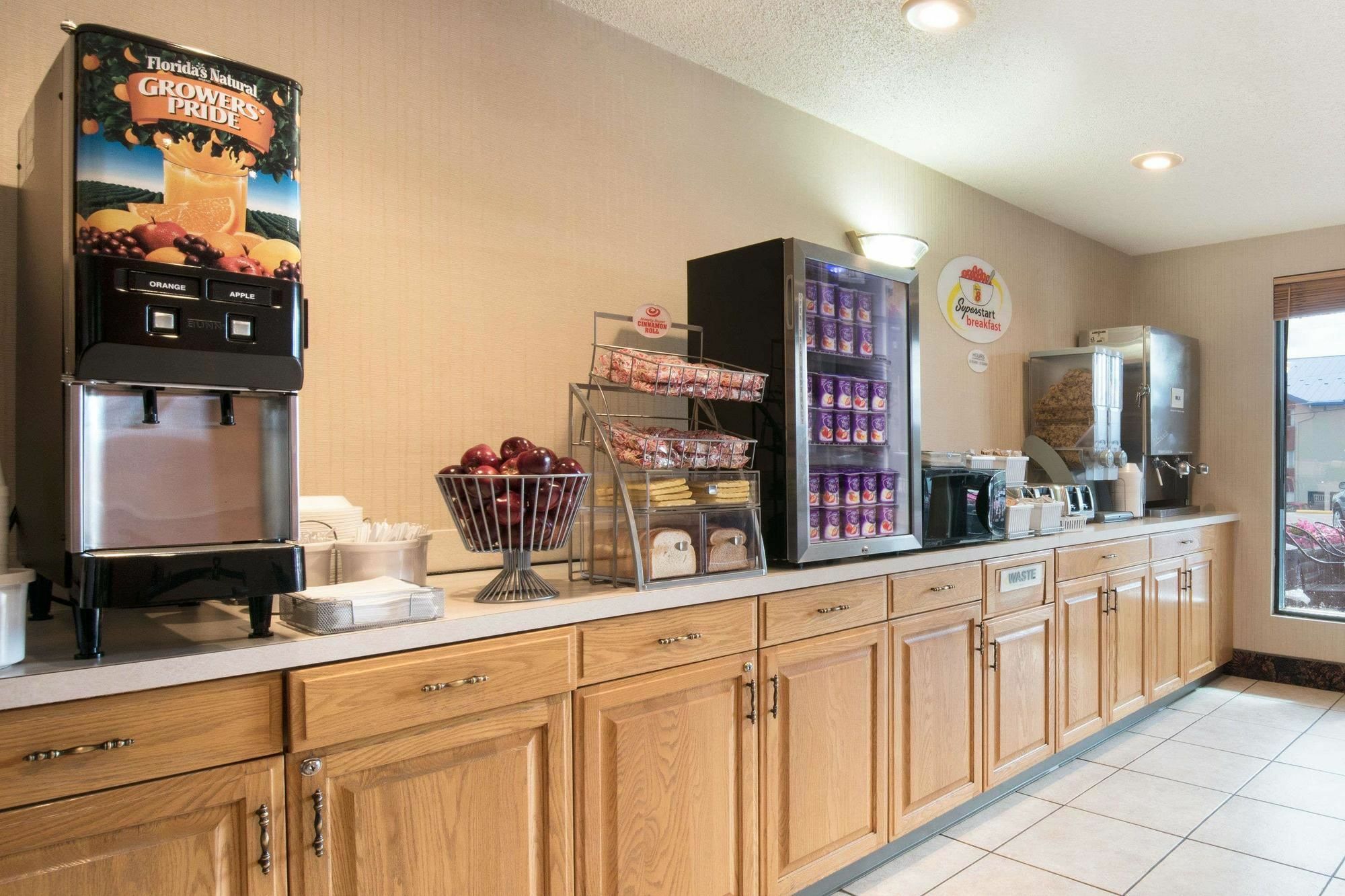 Serena Inn & Suites Of Rapid City Bagian luar foto