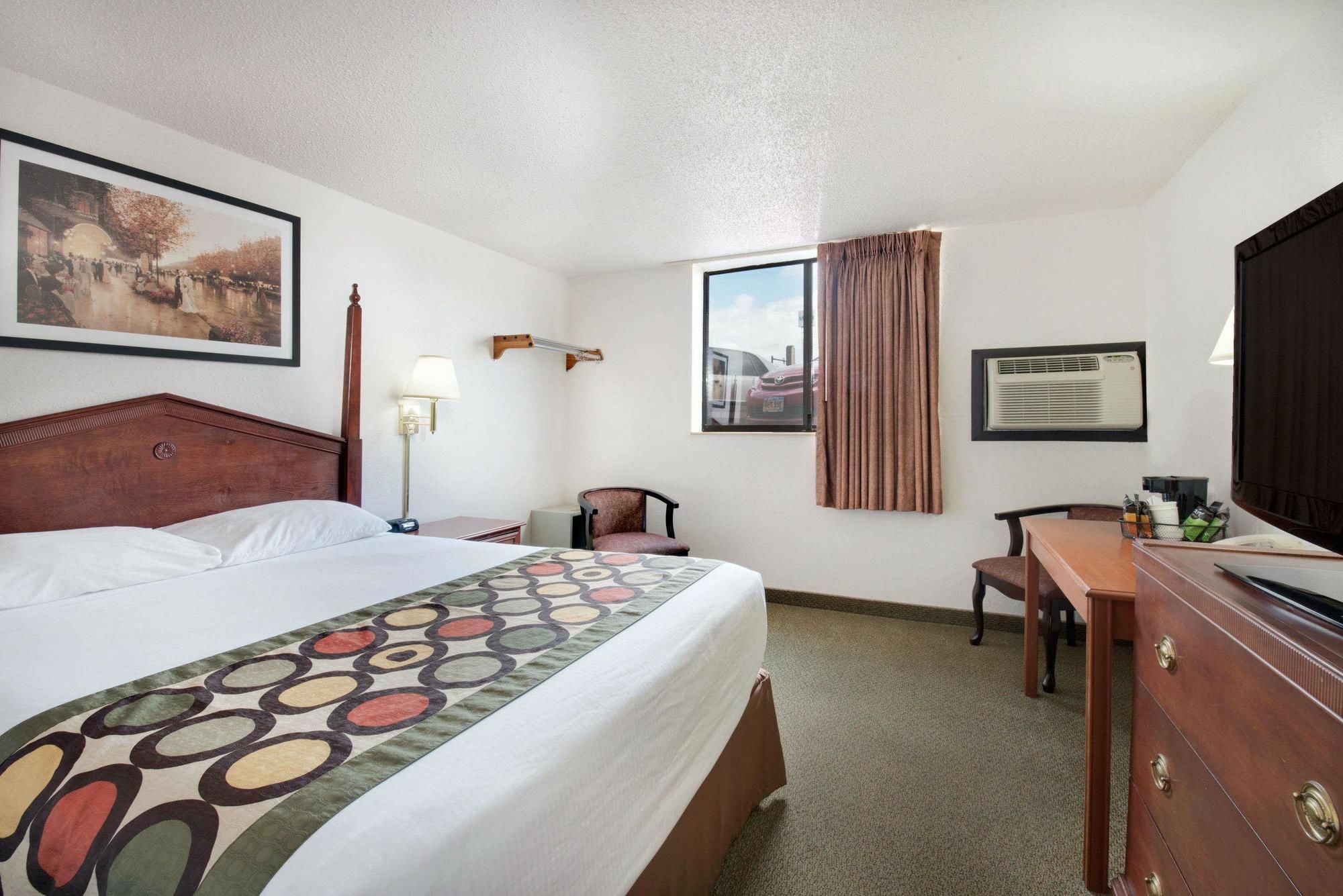 Serena Inn & Suites Of Rapid City Bagian luar foto
